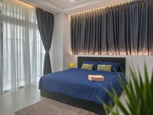 Borneo Holiday Couple Suite @ Riverine Kuching
