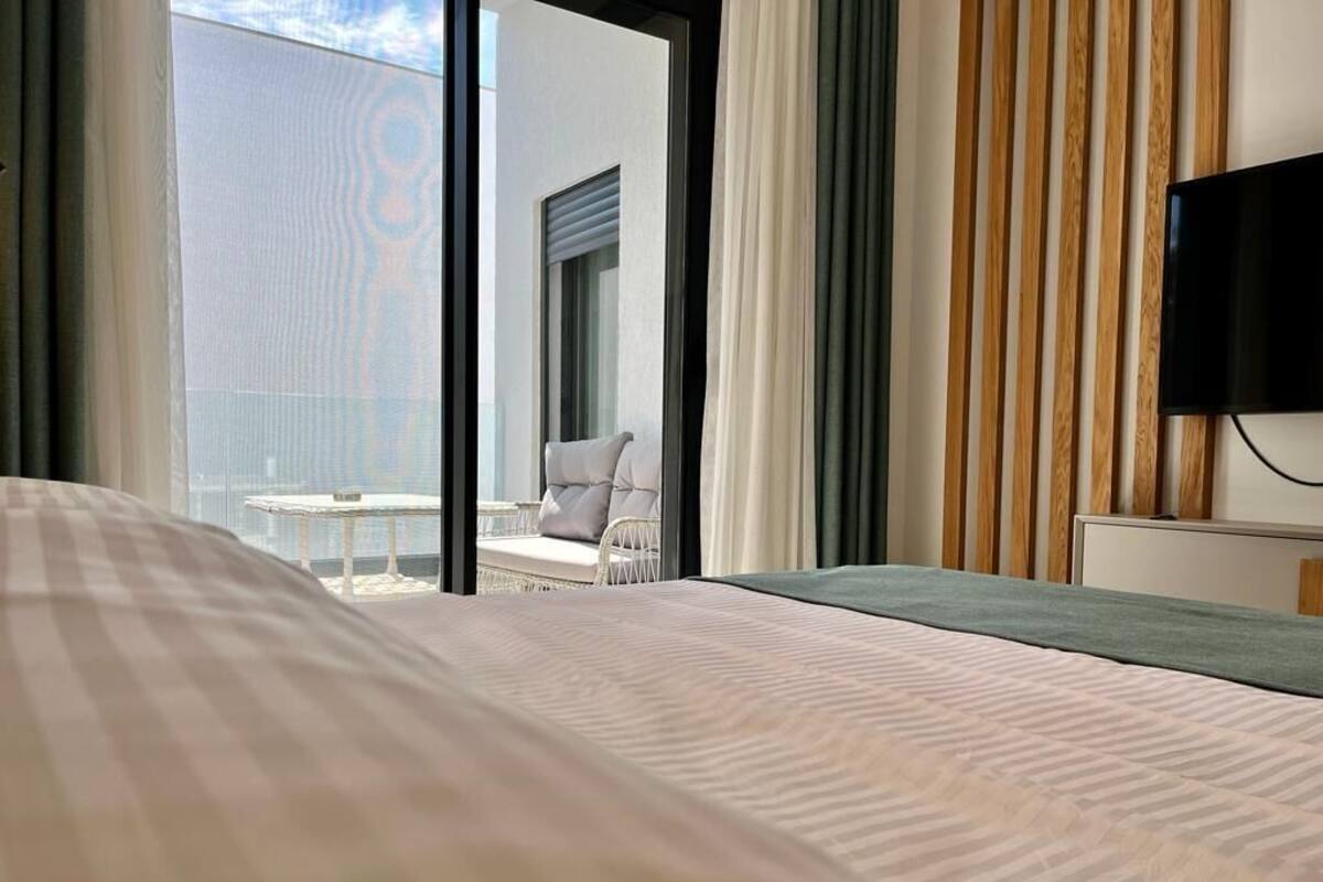 Estudi en suite | Roba de llit d'alta qualitat i caixa forta a l'habitació