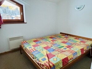 2 bedrooms, free WiFi - Charming apartment for 6-7 people, mountain view, ski slope nearby (Morillon)
