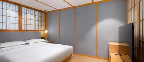 Standard Room, 1 King Bed, Smoking