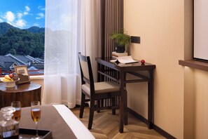 Chambre Double Luxe | Coin séjour