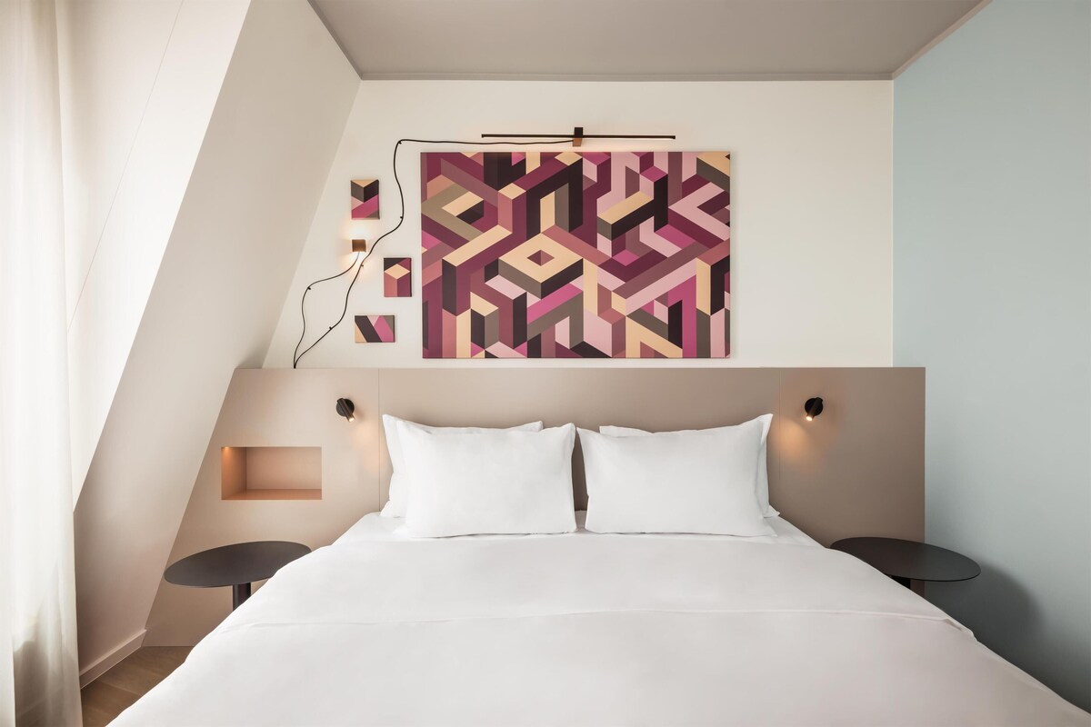 Studio, 1 King Bed