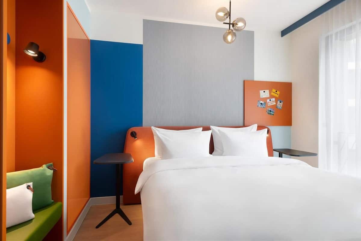 Ropa de cama hipoalergénica y artículos del minibar gratis 