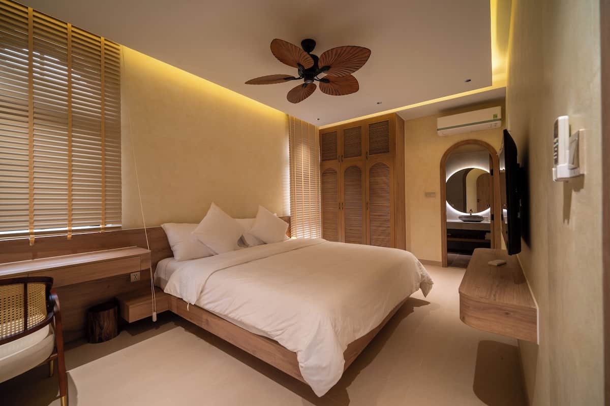 ラグジュアリー ヴィラ プールビュー | デスク、WiFi (無料)