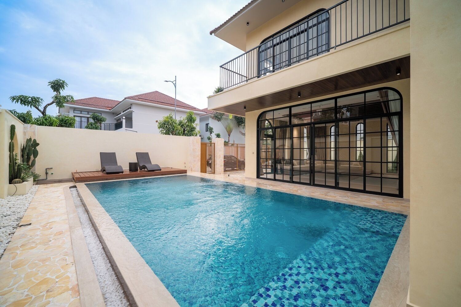 Deluxe Villa, Lake View | Pool | Outdoor pool