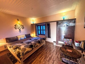 Superior Double Room, Patio, Valley View | Free WiFi