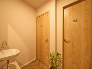 Hair dryer, soap, shampoo, toilet paper - Southern Gate HIVE (Ishigaki)