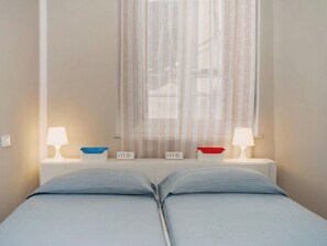 2 bedrooms, iron/ironing board, free WiFi - Apartment in Lucca with 2 bedrooms sleeps 4 (Lucca)