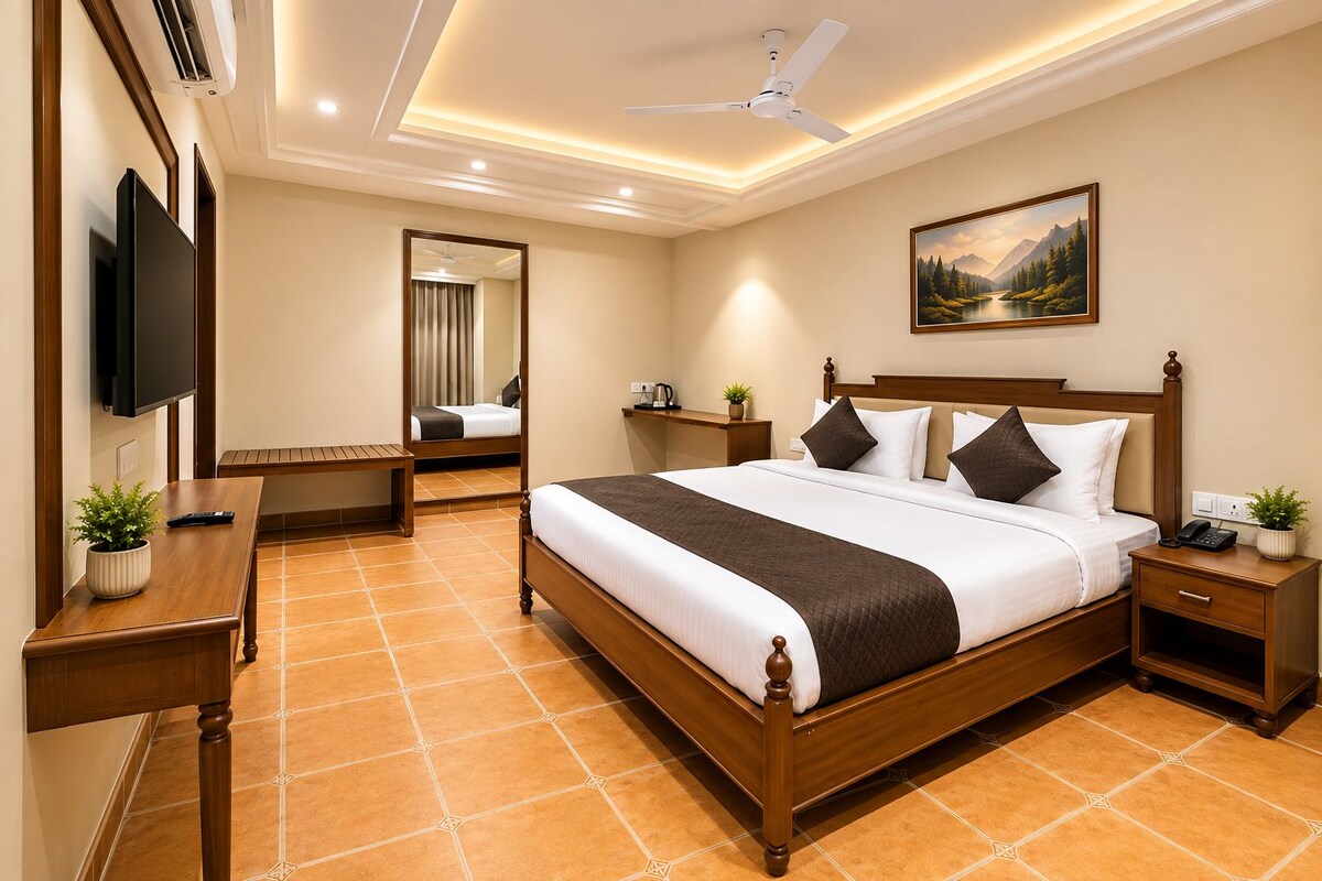 Basic Room | In-room safe, desk, laptop workspace, soundproofing