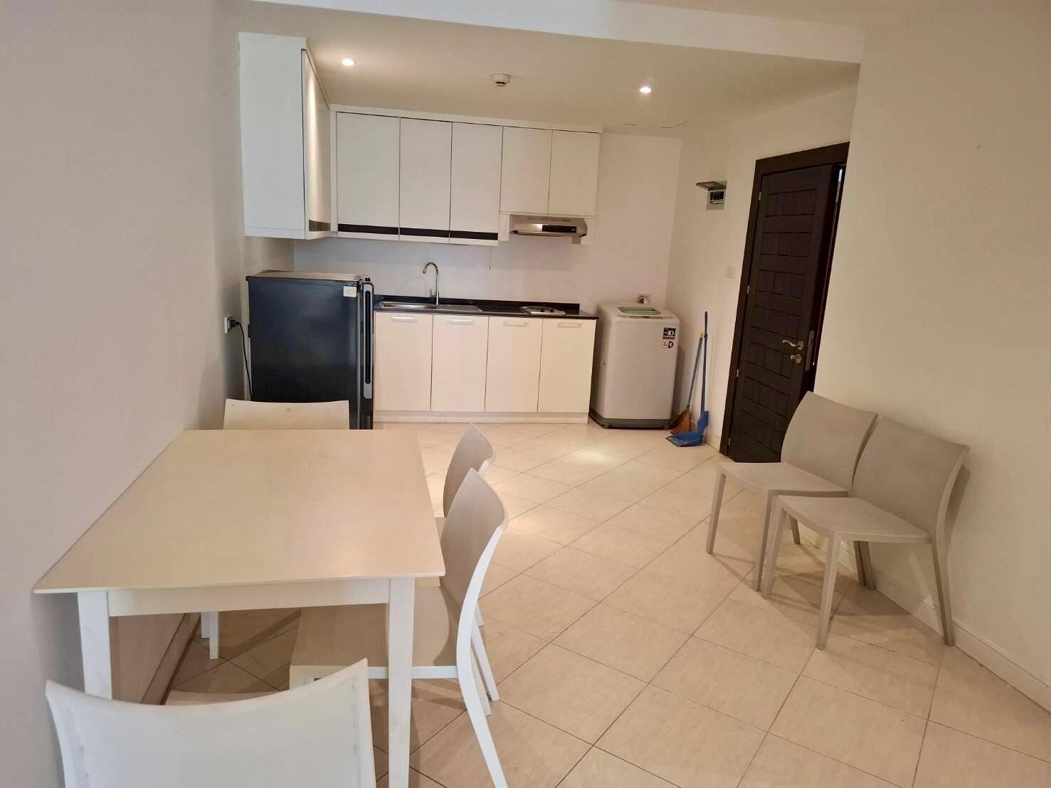 Condo, 1 Bedroom | Dining