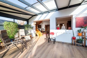 Interior - Le Plexus - 11 people - Relaxation & Zen- Sauna & Jaccuzi (Donnemarie-Dontilly)