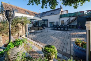 Outdoor dining - Le Plexus - 11 people - Relaxation & Zen- Sauna & Jaccuzi (Donnemarie-Dontilly)