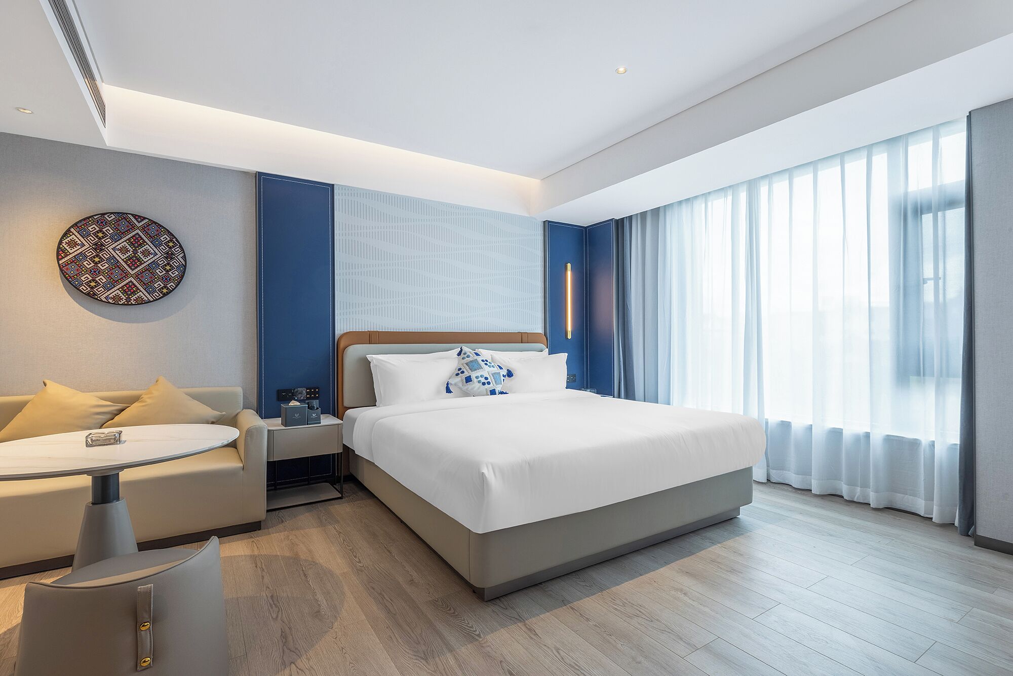 City Room | Free WiFi