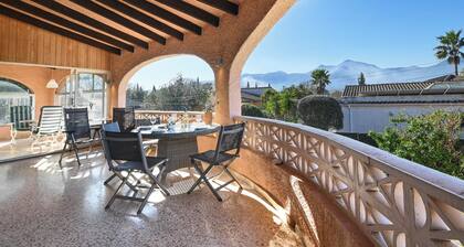 Charming finca with pool & large garden in an idyllic location near Xaló