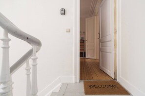 Apartment, 1 Bedroom | Interior - 1 Bedroom W Kitchen and Bathroom In Trendy St Gilles (Brussels)