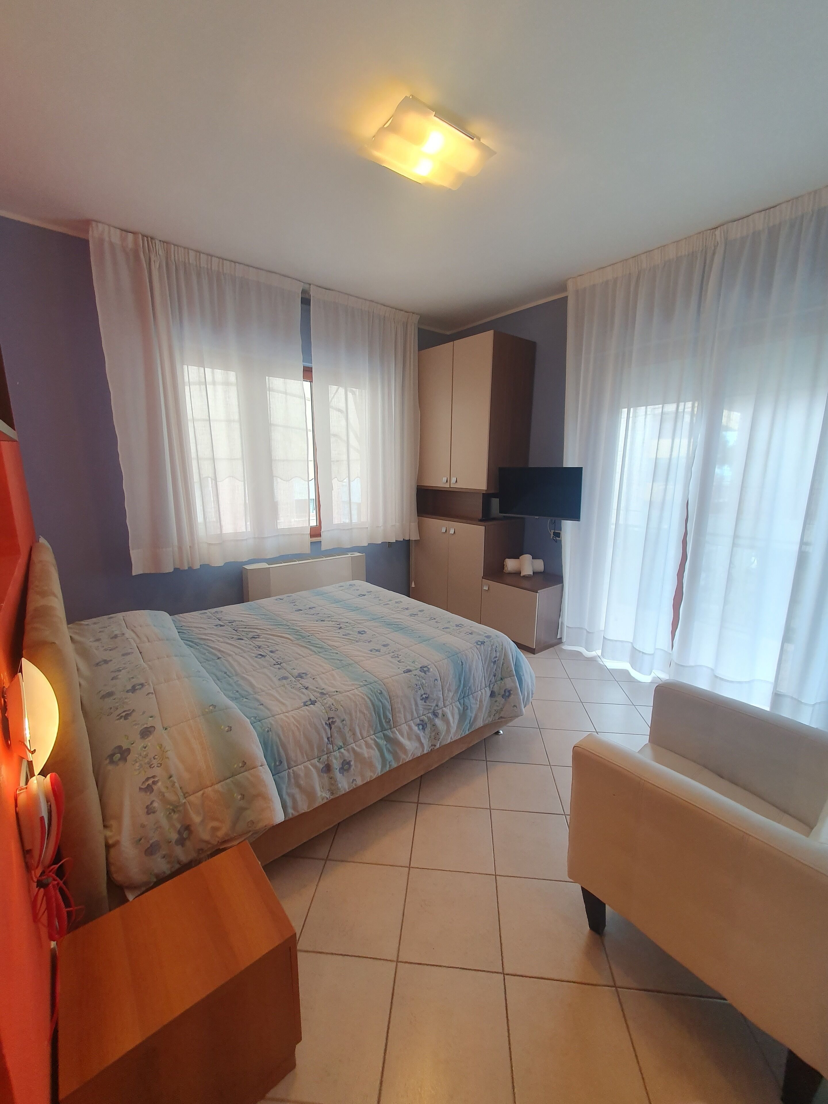 In-room safe, desk, laptop workspace, iron/ironing board