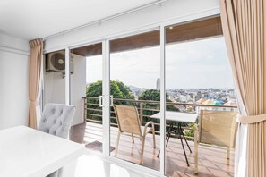 Tempat makan outdoor