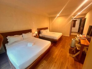 Uklassifisert bilde, 4 av 21, knapp