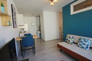 TV - Appartement T1 31m², lumineux, centre-ville, wifi (Aix-les-Bains)