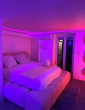 Bügeleisen/Bügelbrett, WLAN, Bettwäsche