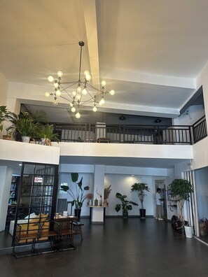 Sala de estar en el lobby