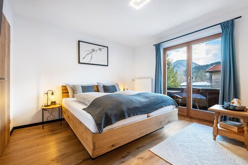 Apartment 'Fewo Am Steinbach - Lofer' mit Bergblick, Balkon und WLAN