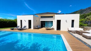 Pool - Charming 3-Bedroom Villa with Private Heated Pool (Barbaggio)