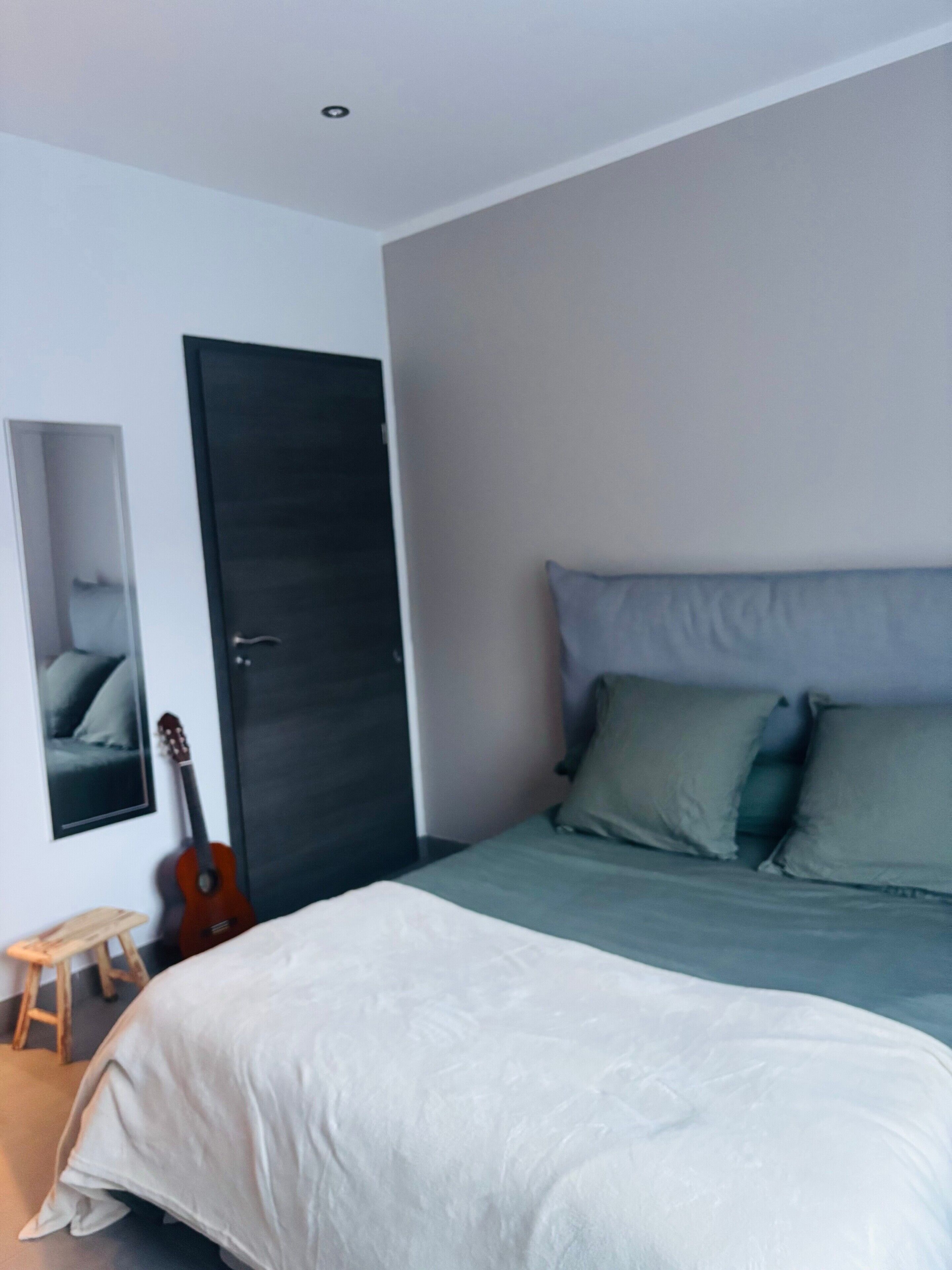 3 dormitorios, tabla de planchar con plancha, wifi y ropa de cama