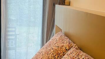 3 chambres, fer et planche à repasser, Wi-Fi, literie fournie