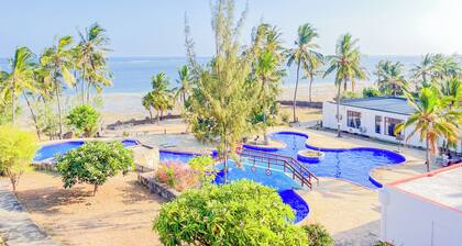 Pumziko Beachfront Apartments