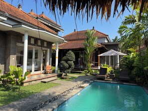 Outdoor pool - KANI VILLA UBUD (Ubud)