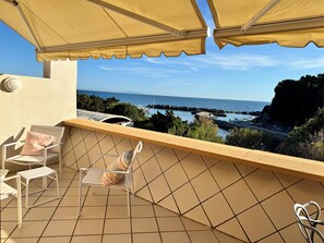Terrace/patio - Casa Marina with pool - umbrella at the bathing establishment included (Chioma)