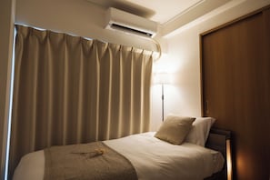 3 室のベッドルーム、アイロン / アイロン台、WiFi、ベッドシーツ