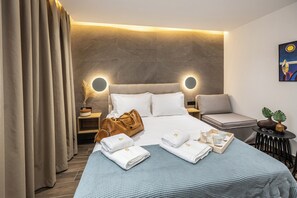 Superior Double Room | Soundproofing, iron/ironing board, free WiFi - DOMIOS Suites Athens (Athens)