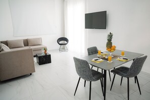Dining - Superior One Bedroom Apartment (Agia Napa)