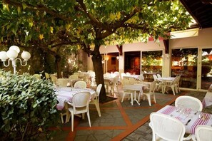 Mittagessen und Abendessen, französische Küche