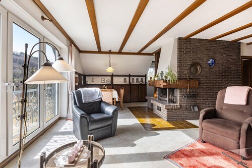Ferienwohnung Grothoff mit Bergblick, privatem Garten und Wlan