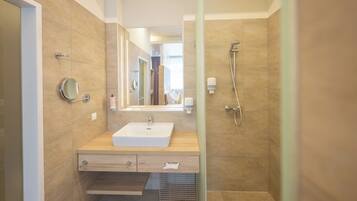 Apartment, 1 Schlafzimmer, barrierefrei, Raucher | Badezimmer