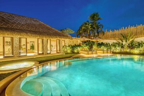 Pool - Villa Tango - New Luxurious 7BDR, Prime Location (8575+Q3 Seminyak, Badung Regency, Bali, Indonesia)