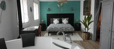 1 bedroom, travel crib, free WiFi, bed sheets