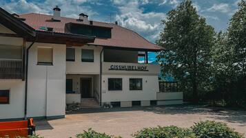 Esterni