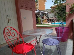 Deluxe Double Room, Pool View