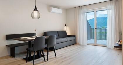 Appartement 'Gala' avec vue sur la montagne, grand espace extérieur et piscine