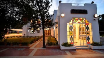 Fachada de la propiedad