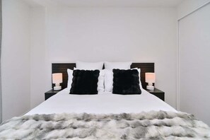 Iron/ironing board, bed sheets - Premium 2BR Apartment Near Stadium + Parking - Stadium Central 204 (Central City Christchurch)