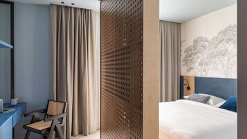 Doppia Deluxe, balcone | Minibar, una scrivania, insonorizzazione, Wi-Fi gratuito