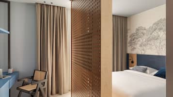 Doppia Deluxe, balcone | Minibar, una scrivania, insonorizzazione, Wi-Fi gratuito