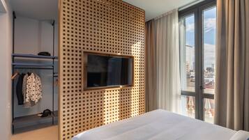 Chambre Double Deluxe, balcon | Minibar, bureau, chambres insonorisées, Wi-Fi gratuit