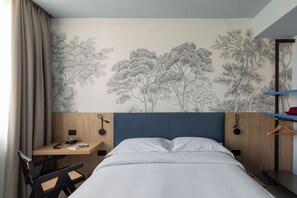 Minibaari, työpöytä, äänieristys, ilmainen Wi-Fi