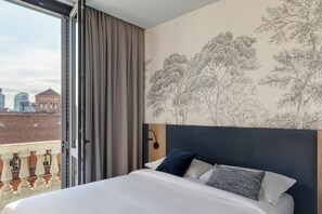 Deluxe Double Room, Balcony | Minibar, desk, soundproofing, free WiFi - Tonale 20 (Milan)